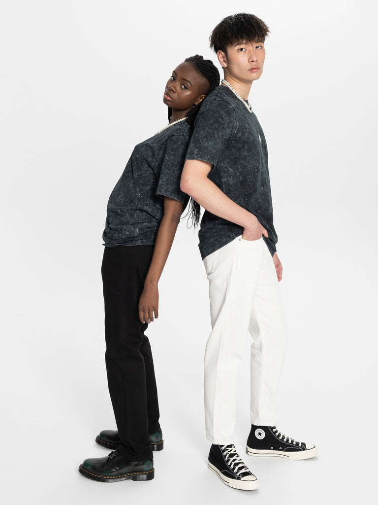 ESSENTIAL SHORT SLEEVE - SNOW BLACK WASH (6680522981548)